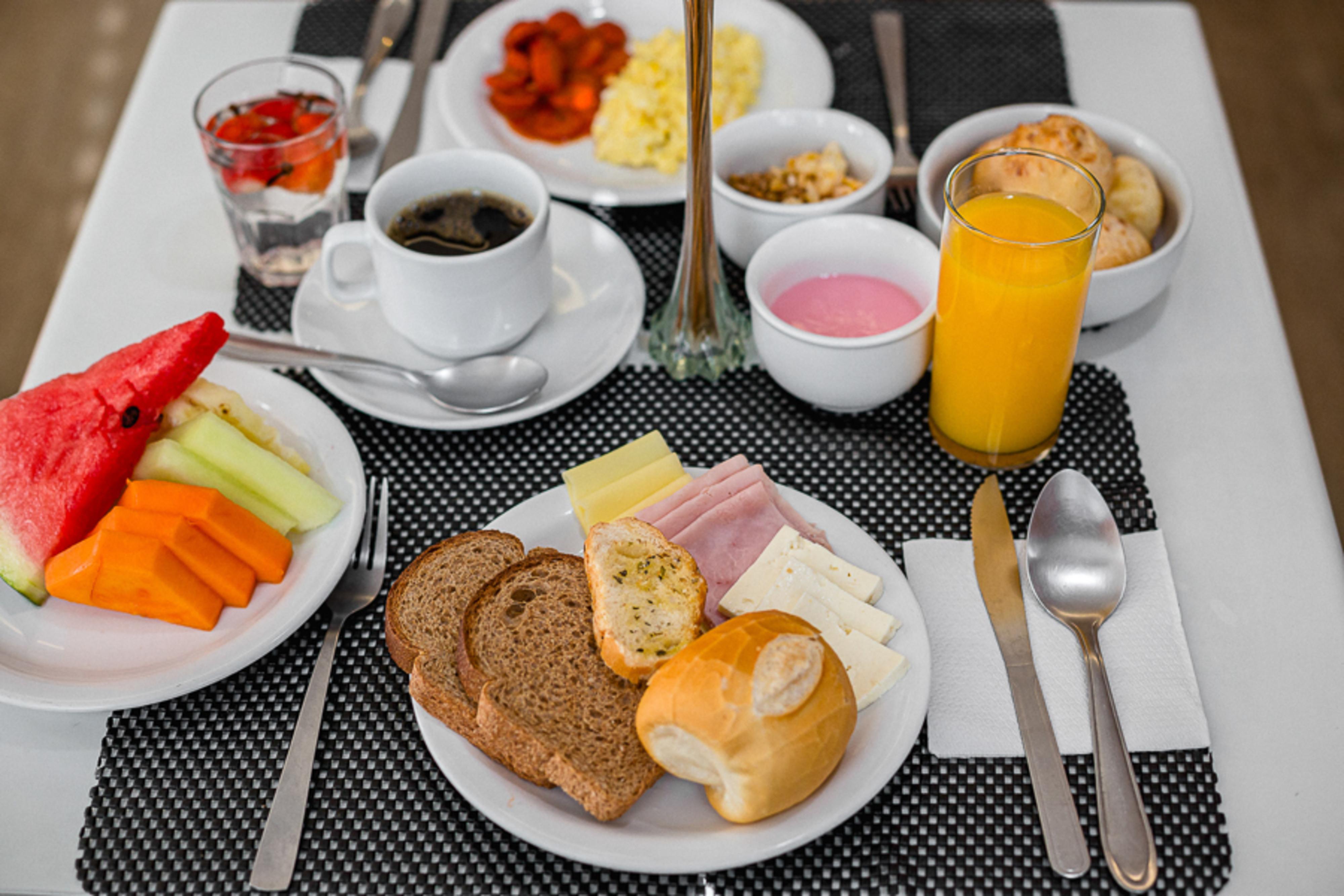 Voa Business Supreme Choice Confins Hotel ลาโกอาซานตา ภายนอก รูปภาพ